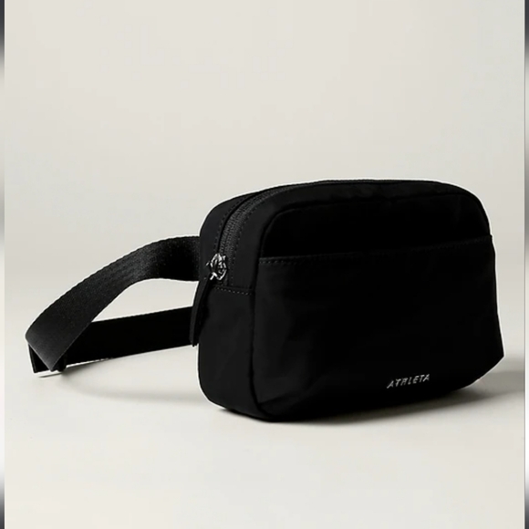 Athleta Handbags - Athleta All About Town Crossbody